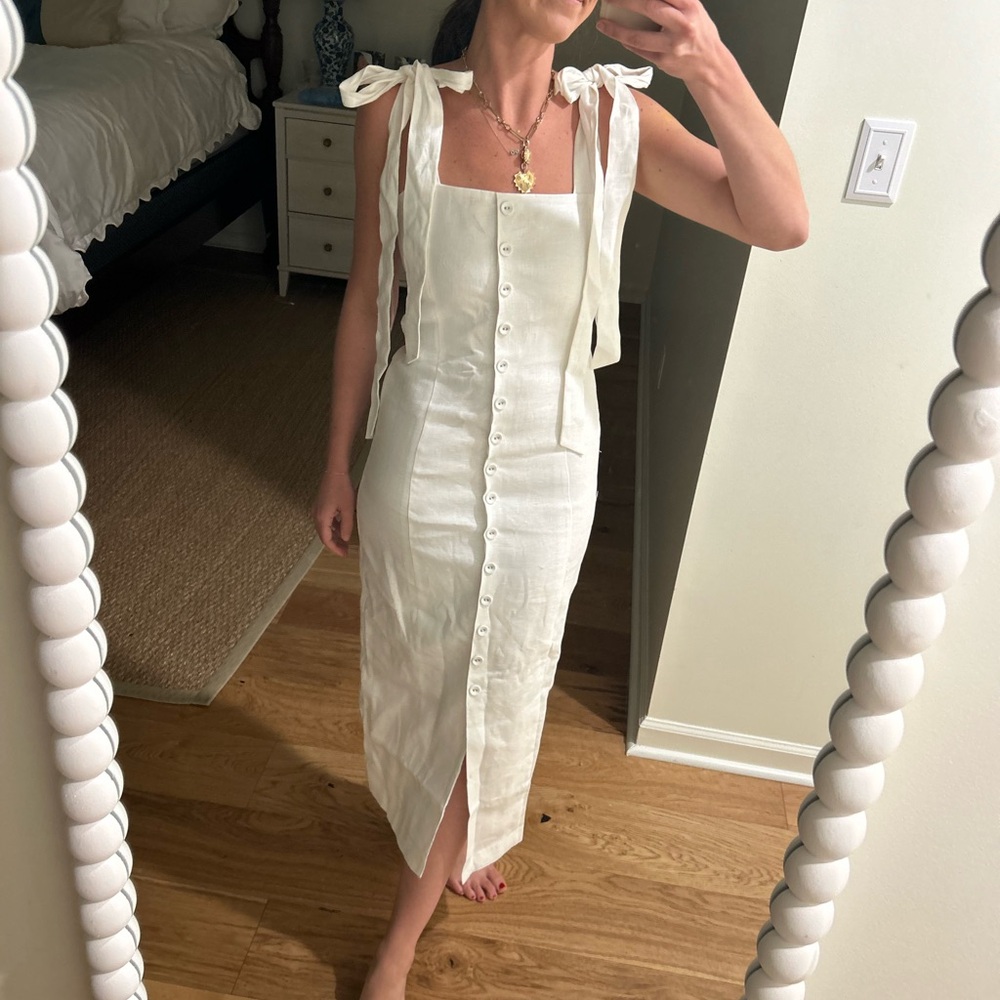 Elegant White tie Dress